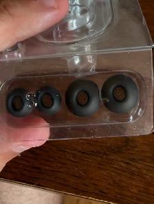 Brand new JBL earbuds headphones - Photo 2