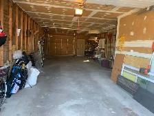 BEAUTIFUL 3 BEDROOM 2 BATH 2 YARDS WITH LARGE GARAGE BY RIVER - Photo 11