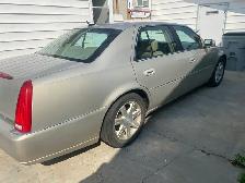 Cadillac DTS - Photo 4