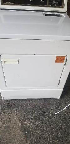 Gas Dryer - Inglis Superb Perm Press for Sale - Photo 3