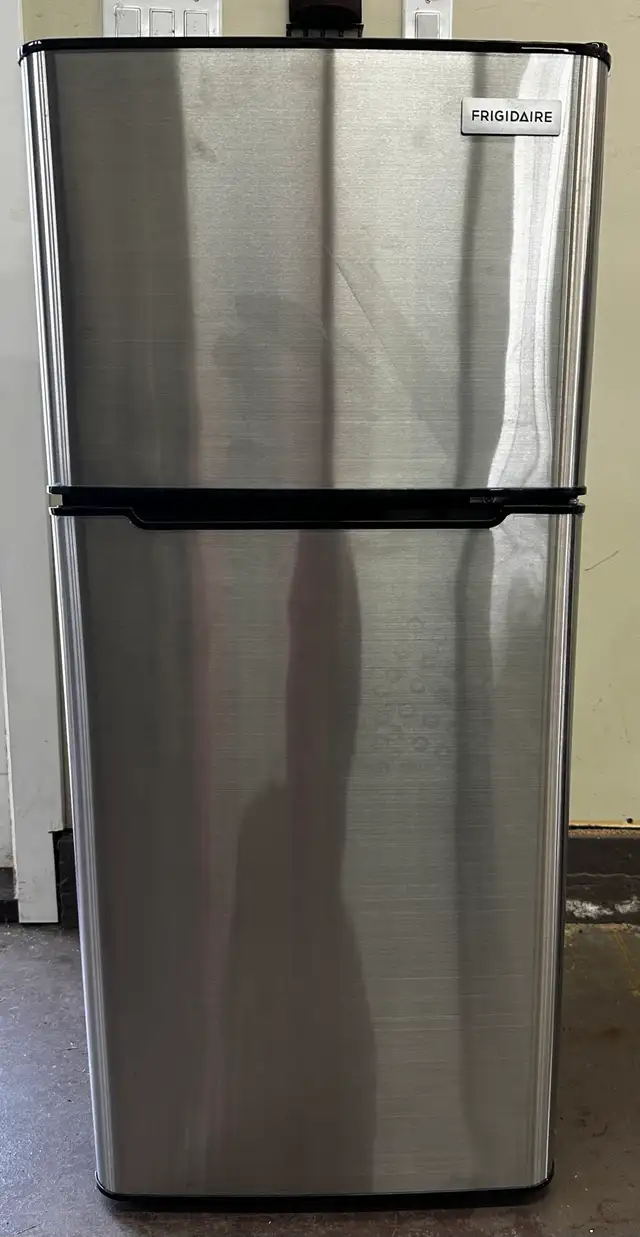 Frigidaire 4.5 Cu. ft. Compact Retro Refrigerator with Freezer
