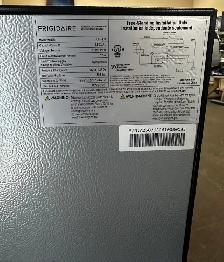 Frigidaire 4.5 Cu. ft. Compact Retro Refrigerator with Freezer - Photo 5