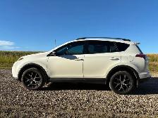 2018 Toyota Rav 4 SE AWD - Photo 6