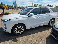 2021 Hyundai Palisade AWD Ultimate Local Trade, 3rd Row, Navigat - Photo 10