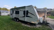 For Sale. 2010 Lightweight Surveyor SV230 Trailer - Photo 3