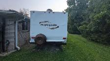 For Sale. 2010 Lightweight Surveyor SV230 Trailer - Photo 4