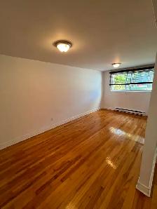 4 ½ | METRO ST-MICHEL | ÉLECTROS INCLUS | DISPO 1 OCT ou 1 NOV