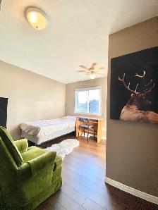 Two Fully Furnished Bedrooms for Rent – Quiet & Peaceful Home - Photo 2