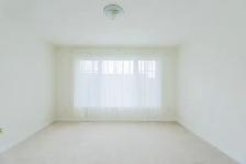 Modern Townhouse For Rent Near Woodbine Beach - Photo 8