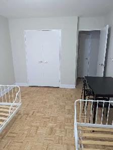One shared space available in 2bhk - Photo 5