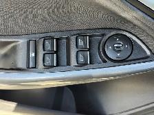 2012 Ford Focus Titanium - Photo 19