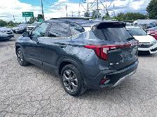 2024 Kia Seltos EX - Photo 5