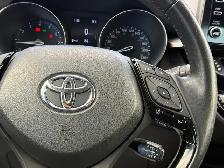 2020 TOYOTA C-HR LIMITED - Photo 16
