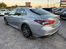 2024 Toyota Camry Hybrid XLE Sedan - Photo 6