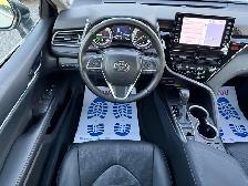 2024 Toyota Camry Hybrid XLE Sedan - Photo 10