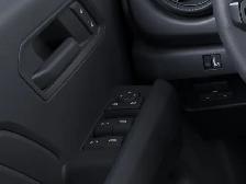 2026 Chevrolet Colorado - Photo 22
