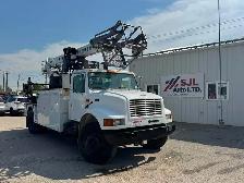 2001 International 4900 Bucket Truck