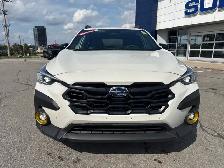 2024 Subaru Crosstrek Onyx SUNROOF - OFF LEASE VEHICLE - Photo 2