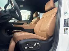2024 Hyundai Santa Fe HEV FULLY LOADED - LOCAL TRADE - Photo 15