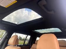 2024 Hyundai Santa Fe HEV FULLY LOADED - LOCAL TRADE - Photo 16