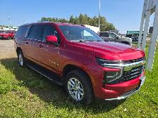 2025 Chevrolet Suburban LS - Photo 3