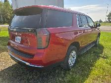 2025 Chevrolet Suburban LS - Photo 4