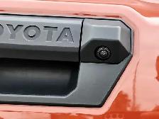 2025 Toyota Tacoma TRADE-IN | TRD SPORT   PACKAGE | TOYOTA CE... - Photo 8