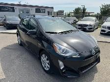 2017 Toyota Prius C C Hybrid : LOW MILEAGE - Photo 3