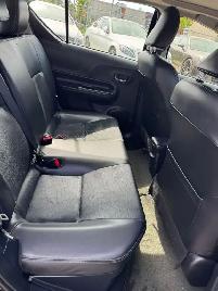 2017 Toyota Prius C C Hybrid : LOW MILEAGE - Photo 8