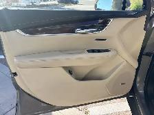 2019 Cadillac XT5 LUXURY AWD - Photo 9