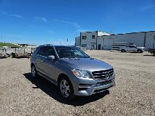 2012 Mercedes-Benz M-Class ML350 - Photo 2