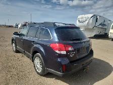2014 Subaru Outback - Photo 3