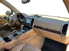 2013 Porsche Cayenne / AWD - Photo 18