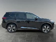 2023 Nissan Rogue Platinum / AWD - Photo 8