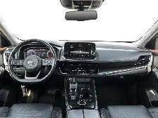 2023 Nissan Rogue Platinum / AWD - Photo 13