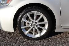 2012 Lexus CT 200h - Photo 25