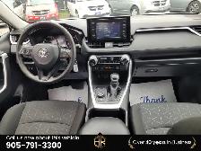 2022 Toyota RAV4 Hybrid LE | No Accidents Reported | Hybrid | AW - Photo 9