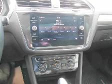 2018 Volkswagen Tiguan SE - Photo 11