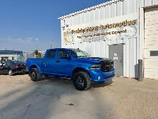 2021 Ram 1500 Classic Express Crew Cab 5.7L V8 |Command Start | - Photo 3