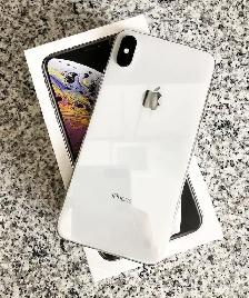 Apple iPhone X & iPhone SE 2 – Open Box