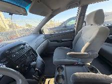 2004 Toyota Sienna 4dr CE 7-Passenger - Photo 8