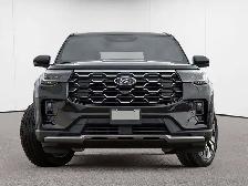 2026 Ford Explorer Platinum - Photo 3