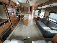 2007 Dutchmen 335TRL Couples Model - Photo 9