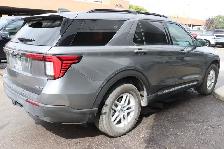 2025 Ford Explorer Active 4WD - Photo 4