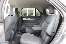 2025 Ford Explorer Active 4WD - Photo 11