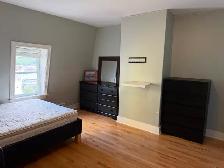 bright 3 story, 4 bed, downtown house for rent - Photo 6