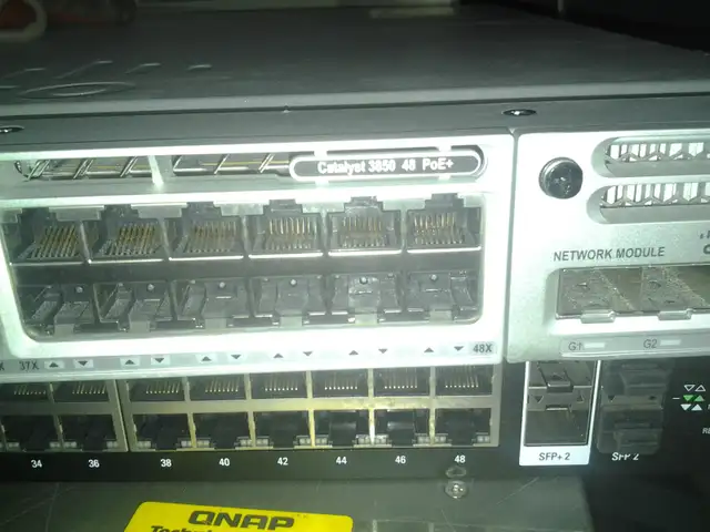 Cisco Catalyst 3850 48 PoE   10gb module 2000  cisco routers cis