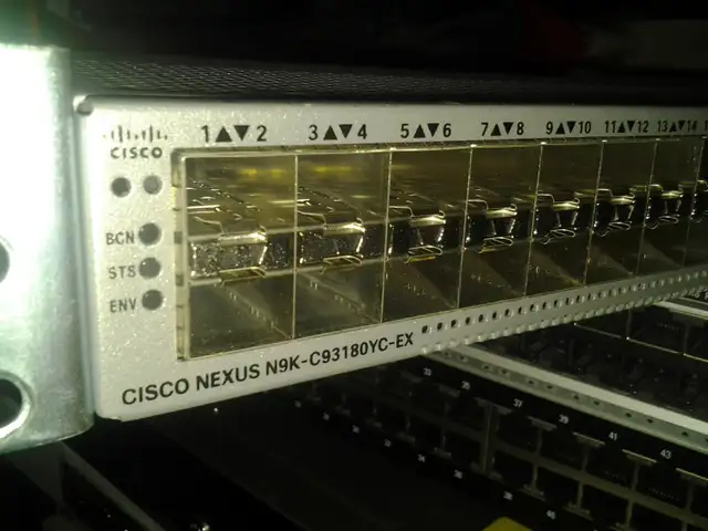 Cisco N9K-C93180YC-EX - Nexus 9300 48p  1/10G/25G SFP 6p 40G/100