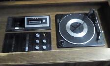 Magnavox Console Stereo - Photo 2
