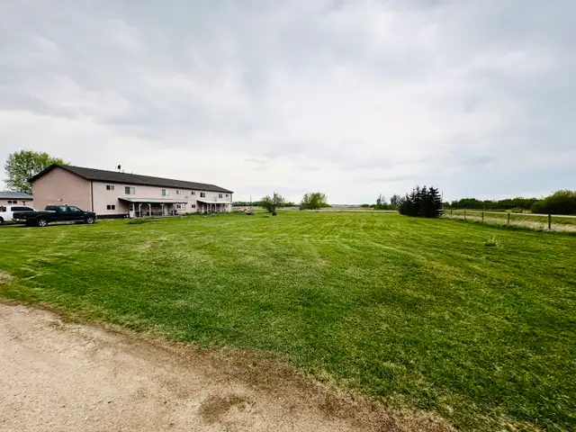 Hardisty Alberta 1bed 1bath suite